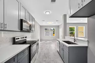 5921 Jackson Ln, Texas City, TX 77591 - Photo 6