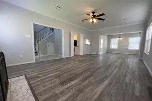 16430 Elmwood Point Ln, Sugar Land, TX 77498 - Photo 4