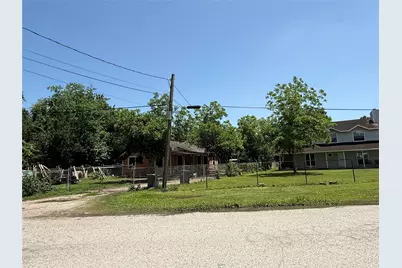 4312 Banner Drive, Houston, TX 77013 - Photo 8