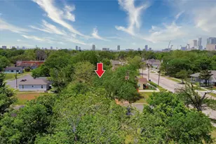 2604 Canfield St, Houston, TX 77004 - Photo 2