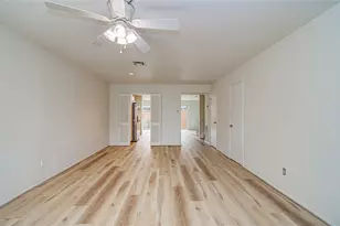 5800 Lumberdale Rd, Houston, TX 77092 - Photo 8