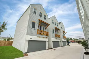 3905 Pinemont Dr, Houston, TX 77018 - Photo 1