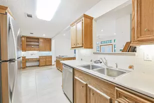252 Springs Edge Dr, Conroe, TX 77356 - Photo 18