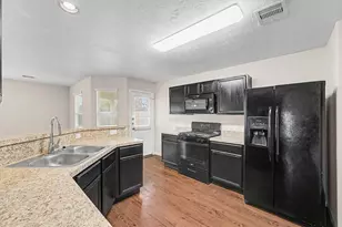 12039 Becca Crossing Way, Houston, TX 77067 - Photo 10