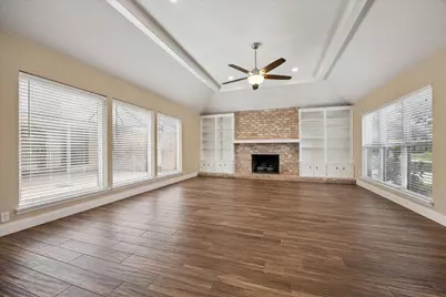 3019 Triway Lane, Houston, TX 77043 - Photo 4