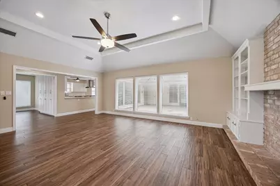 3019 Triway Lane, Houston, TX 77043 - Photo 10