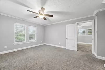 601 W Cleveland Street, Baytown, TX 77520 - Photo 32