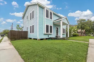 601 W Cleveland St, Baytown, TX 77520 - Photo 1