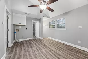 601 W Cleveland St, Baytown, TX 77520 - Photo 26