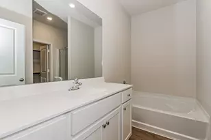 194 Emma Rose Dr, Katy, TX 77493 - Photo 10
