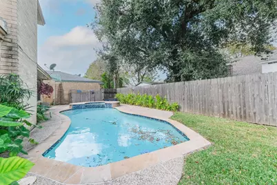 11902 Brook Meadows Lane, Meadows Place, TX 77477 - Photo 40