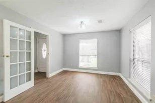 11902 Brook Meadows Ln, Meadows Place, TX 77477 - Photo 6