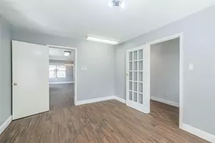 11902 Brook Meadows Ln, Meadows Place, TX 77477 - Photo 20