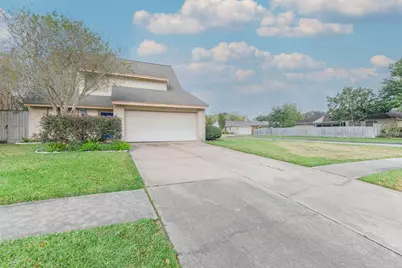 11902 Brook Meadows Lane, Meadows Place, TX 77477 - Photo 2