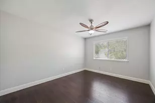 11947 Briar Forest Dr, Houston, TX 77077 - Photo 14