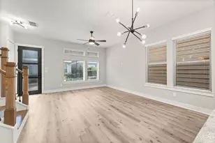 963 Ford Pines Ln, Houston, TX 77091 - Photo 8