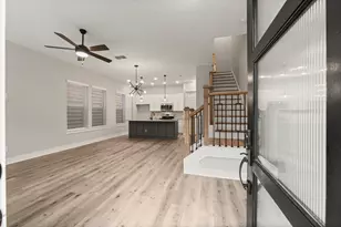 963 Ford Pines Ln, Houston, TX 77091 - Photo 8