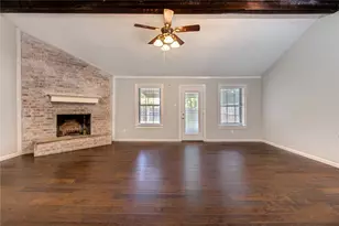 7306 Cottonwood Dr, Baytown, TX 77521 - Photo 4