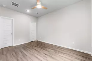 8161 Tate St, Houston, TX 77028 - Photo 10