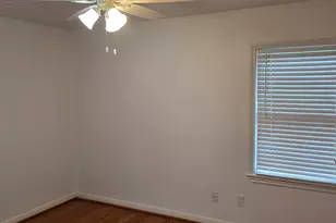 14 Gulf Ln, Galveston, TX 77550 - Photo 4