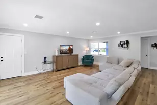 6111 Shadow Crest St, Houston, TX 77074 - Photo 4