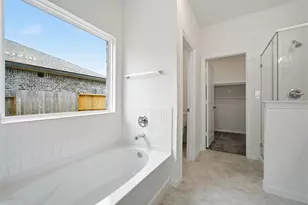 14309 Pne Clfs Dr, Texas City, TX 77568 - Photo 18
