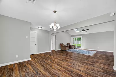 402 Christina Lane, Friendswood, TX 77546 - Photo 8