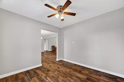 402 Christina Lane, Friendswood, TX 77546 - Photo 14