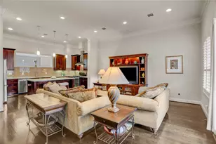 5637 Kiam St, Houston, TX 77007 - Photo 1