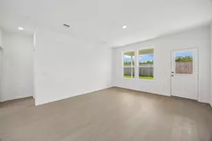 6906 Bens Lndg, Cove, TX 77523 - Photo 8