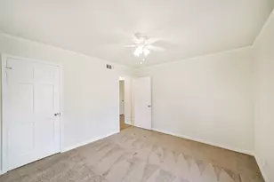 1011 Baltic Ln, Houston, TX 77090 - Photo 20