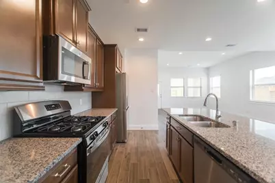 17723 Tree Of Heaven, Conroe, TX 77385 - Photo 6