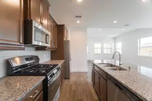 17723 Tree of Heaven, Conroe, TX 77385 - Photo 6