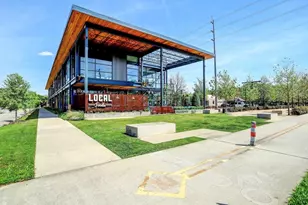 110 E 28th St, Houston, TX 77008 - Photo 40