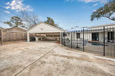 7906 Meadowbriar Lane, Houston, TX 77063 - Photo 34