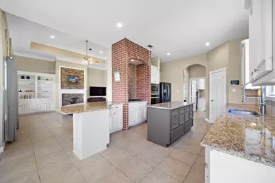 32540 Courtney, Navasota, TX 77868 - Photo 16