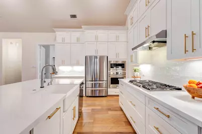 30407 Parkside Passage Court, Fulshear, TX 77441 - Photo 10