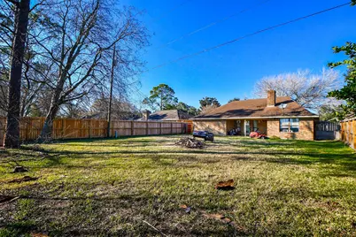 68 Alexander Court, Angleton, TX 77515 - Photo 12