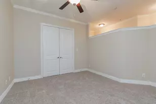 6551 Westcott St, Houston, TX 77007 - Photo 2