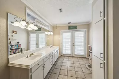 1423 Richelieu Lane, Houston, TX 77018 - Photo 16