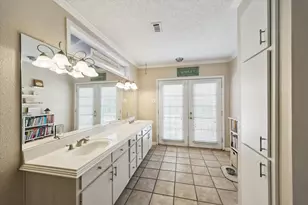 1423 Richelieu Ln, Houston, TX 77018 - Photo 16