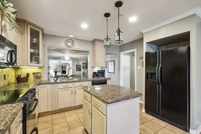 1423 Richelieu Lane, Houston, TX 77018 - Photo 10