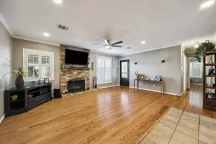 1423 Richelieu Ln, Houston, TX 77018 - Photo 8