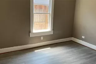 720 E 12th St, Houston, TX 77008 - Photo 10