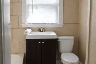 720 E 12th St, Houston, TX 77008 - Photo 6