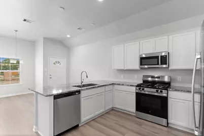 11880 East Gate Drive, Willis, TX 77318 - Photo 4