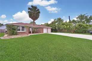 3915 Sailfish Ln, La Porte, TX 77571 - Photo 2