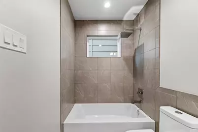 126 Sidney Street, Houston, TX 77003 - Photo 12