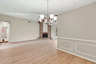 407 Ironbark Dr, Houston, TX 77598 - Photo 8