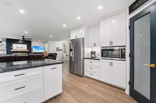 6 Rockingham Pl, Conroe, TX 77304 - Photo 8